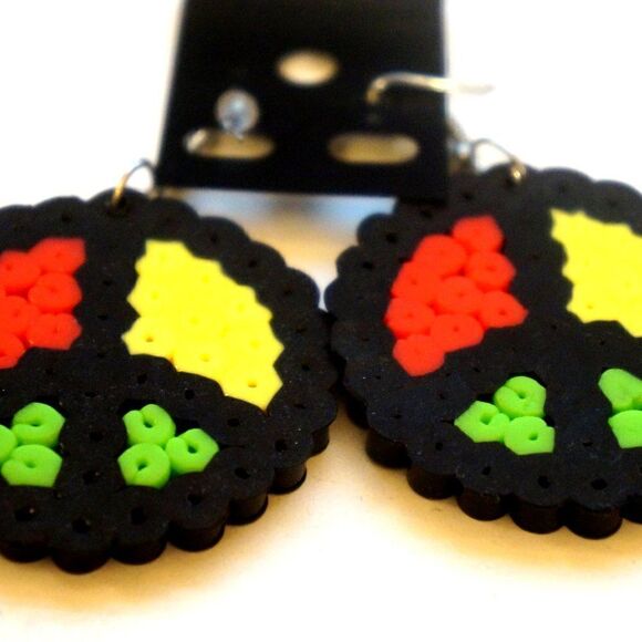Rasta Peace Perler Earrings - Picture 4 of 6